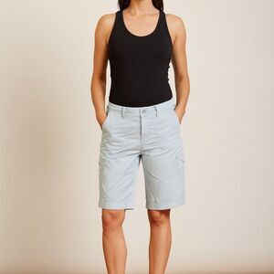 Gloria Vanderbilt Light Blue Bermuda Shorts Size 14